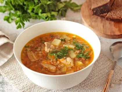 Суп гречневый с курицей